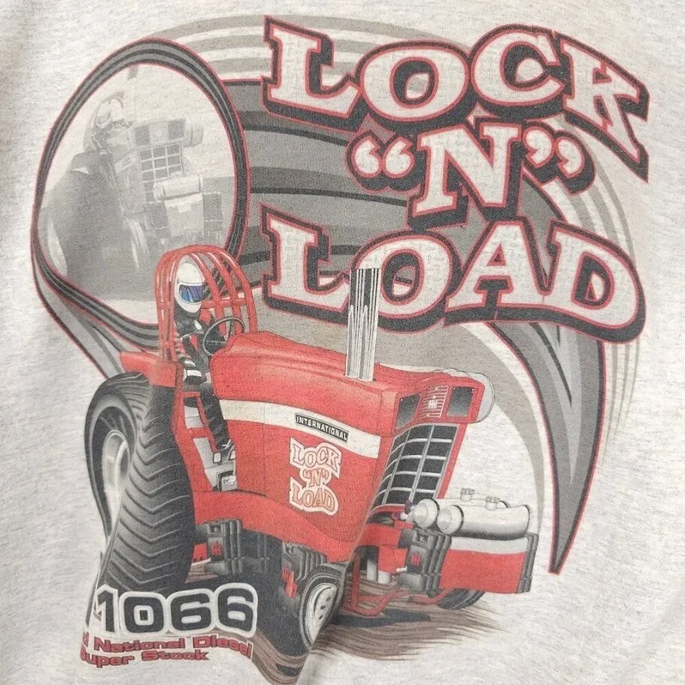 Tractor Sweatshirt Mens Size XL Gray International Harvester 1066 Lock N Load - Picture 3 of 9